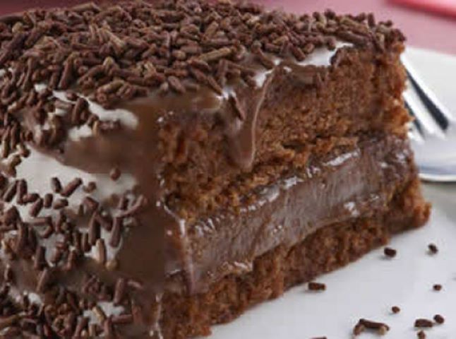 Bolo De Brigadeiro - Veja A Receita: